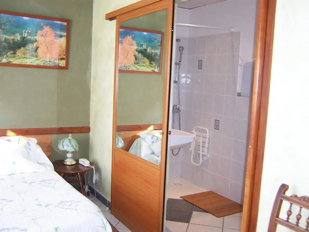 ***  Auberge Hotel De Tournemire - Cantal France